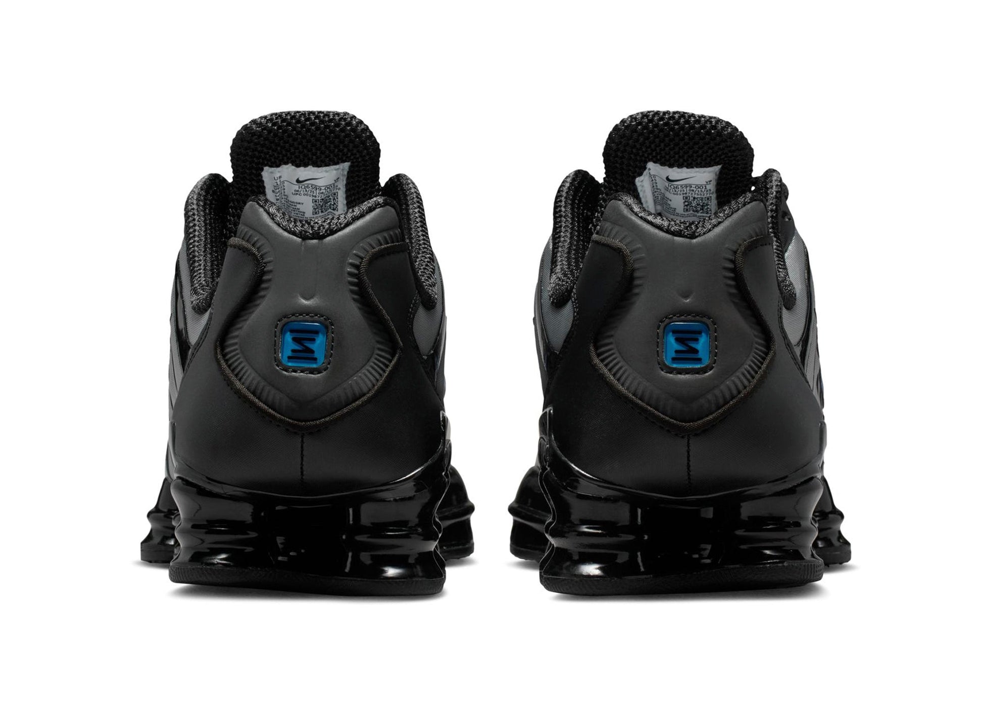 studio-shot-v9-44690