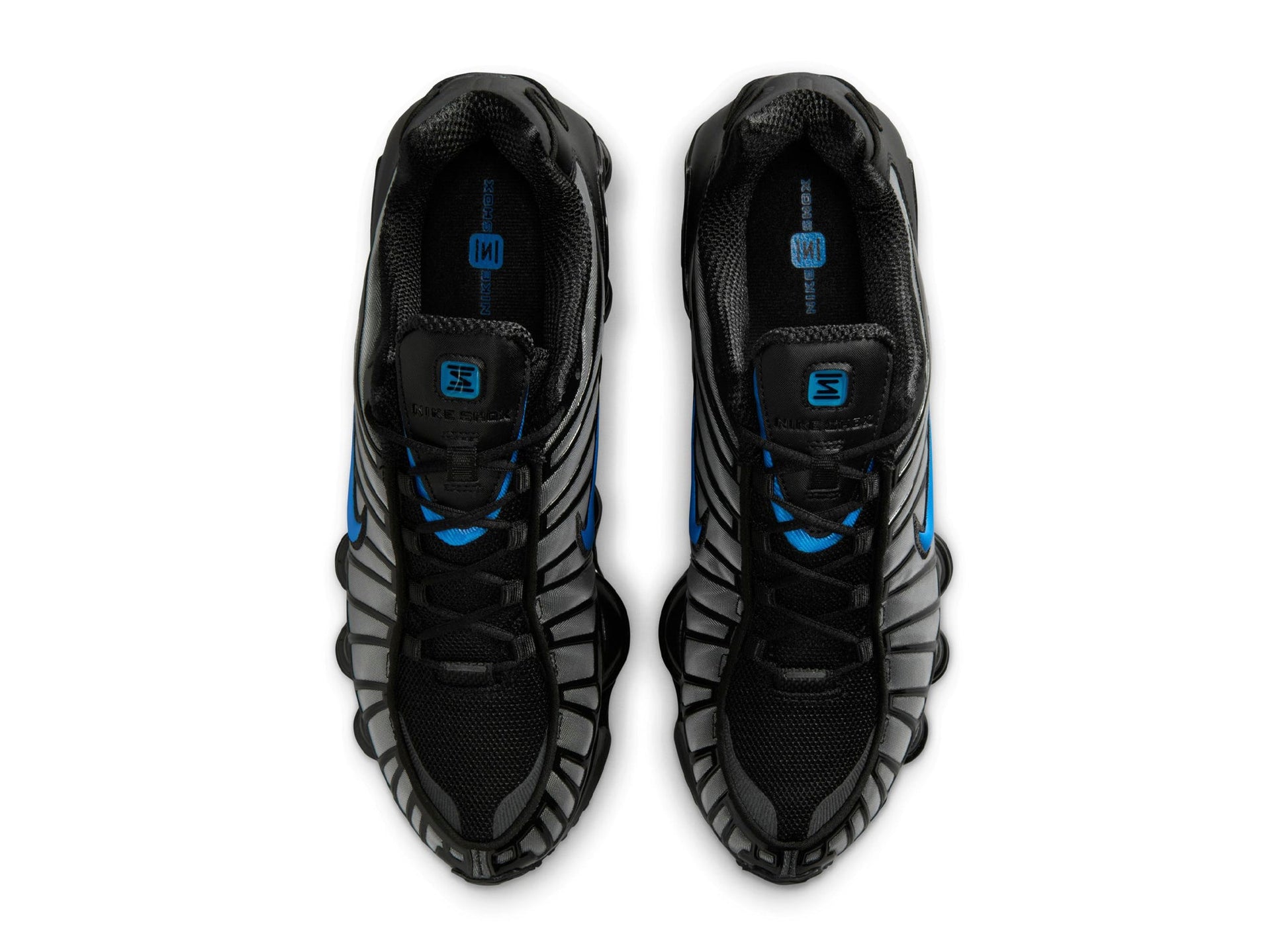 studio-shot-v9-40544