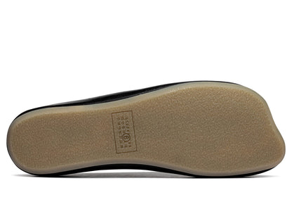 studio-shot-v9-24857