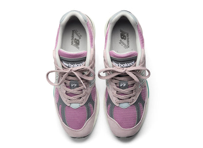 studio-shot-v9-49193