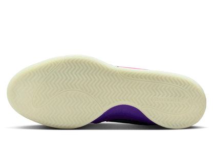 studio-shot-v9-69765