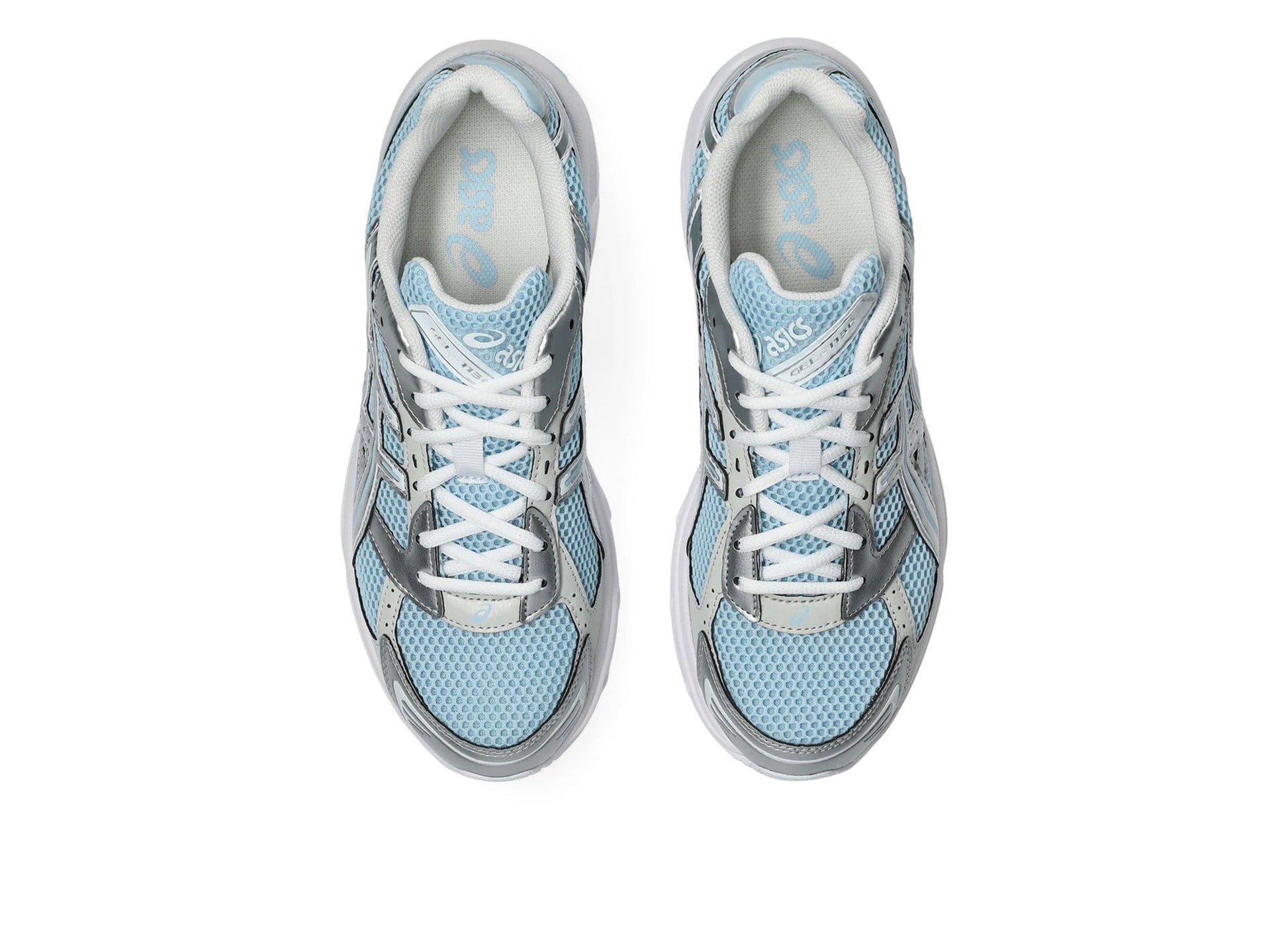 studio-shot-v9-20771