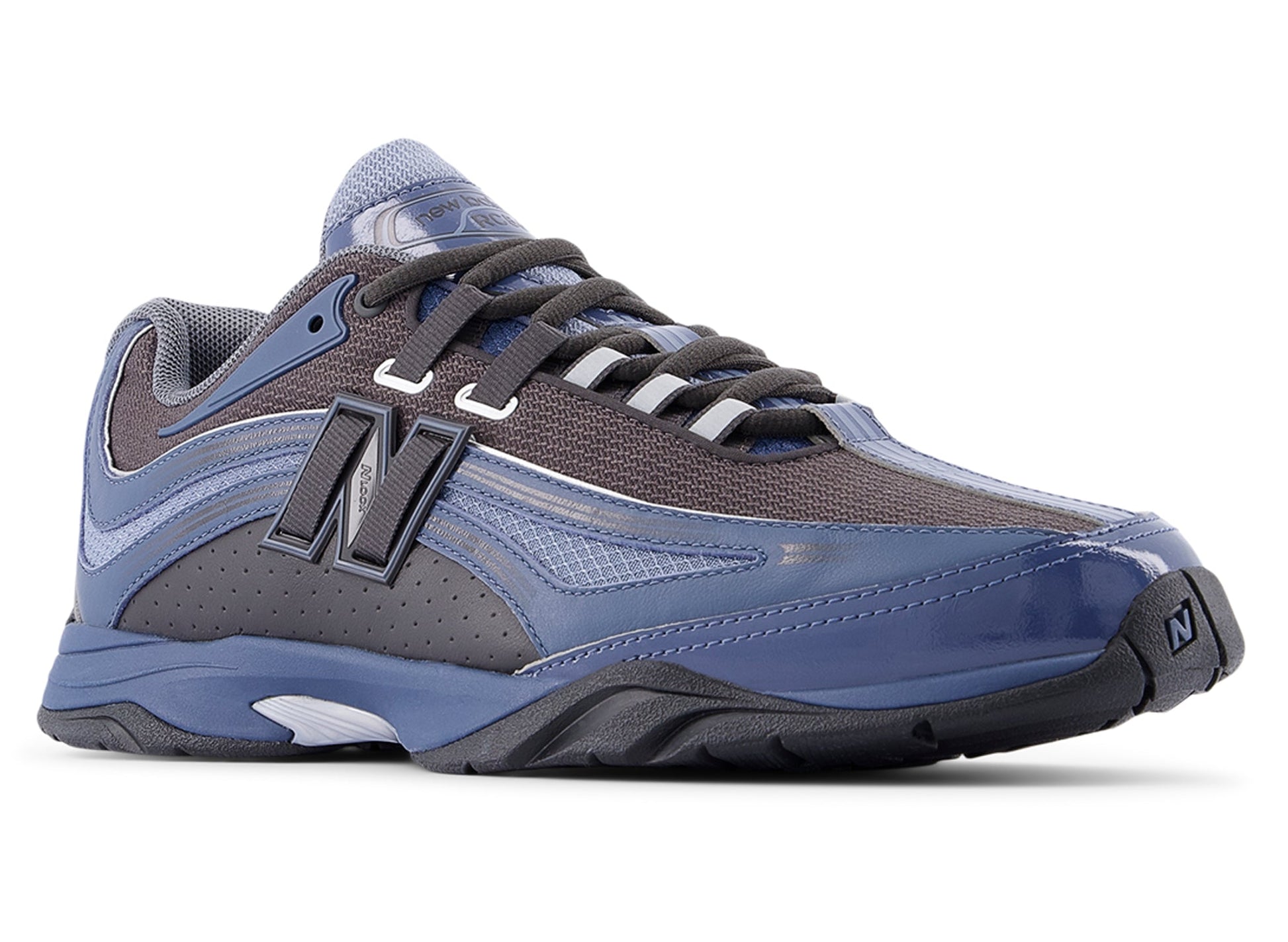 studio-shot-v9-21734