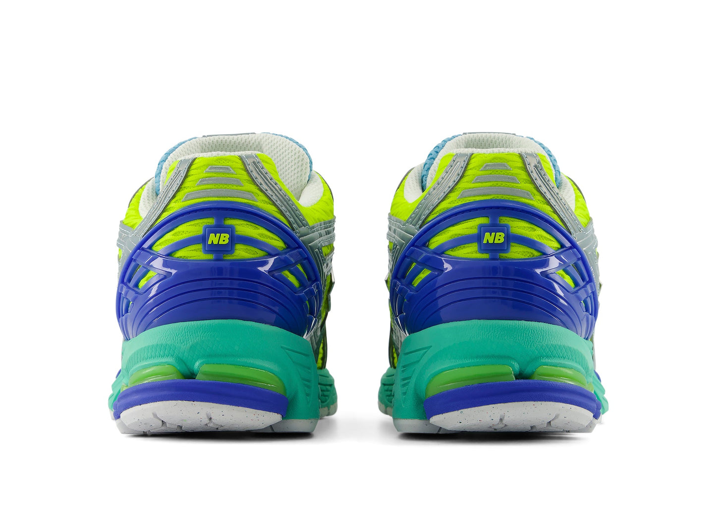 studio-shot-v9-27613