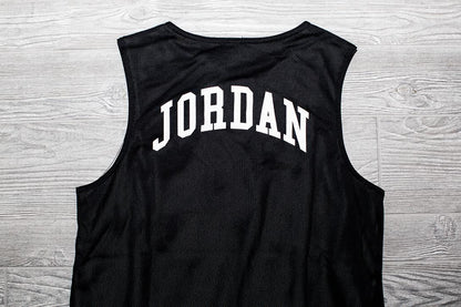 studio-shot-v9-71873